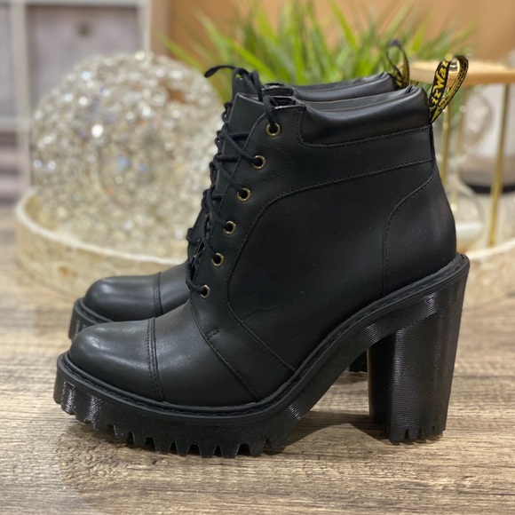 Dr. Martens Averil 6-eye Padded Collar Heel Boots - Picture 2 of 16